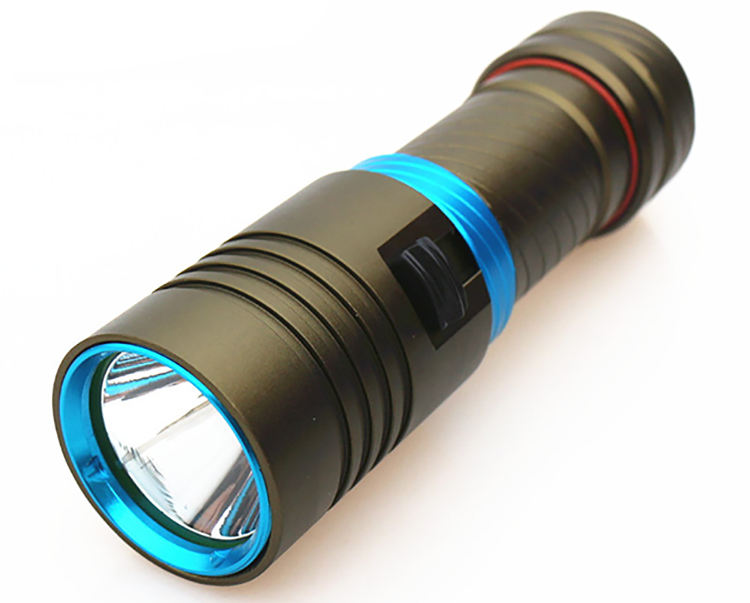 https://www.tjhonest.com/100m-underwater-xm-l-t6-led-torch-1000-lumen-diving-underwater-flashlight-product/